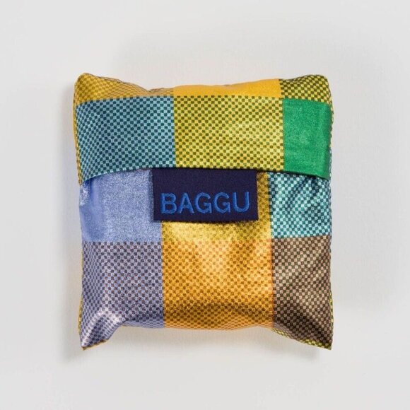 BAGGU Handbags - NWT Baby Baggu - Madras Metallic